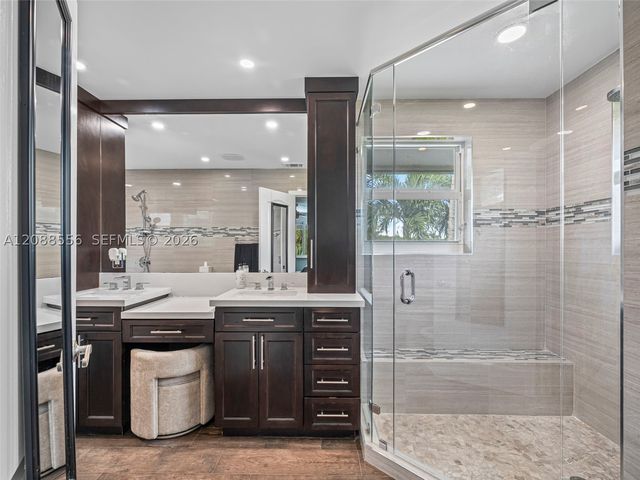 15822 SW 103rd Ln, Miami, FL 33196