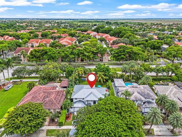 15822 SW 103rd Ln, Miami, FL 33196