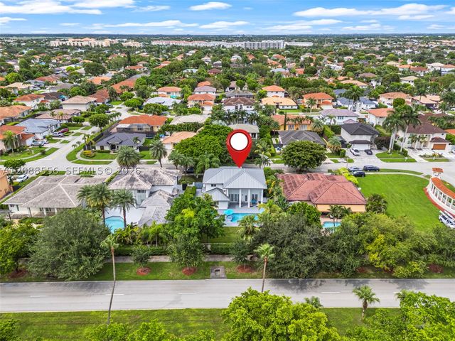 15822 SW 103rd Ln, Miami, FL 33196