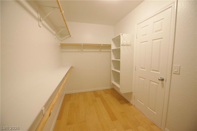 371 Woodland Moss Road, Las Vegas, NV 89148