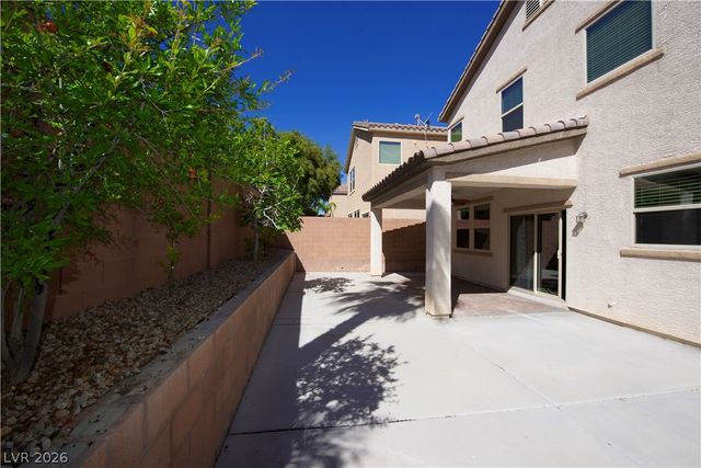 371 Woodland Moss Road, Las Vegas, NV 89148