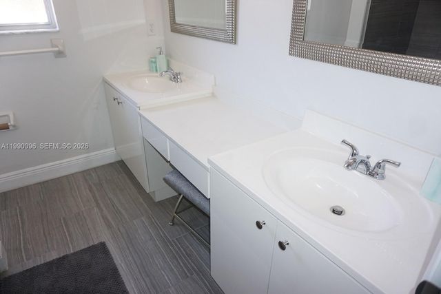 1057 SE 6th Ave 0, Dania Beach, FL 33004