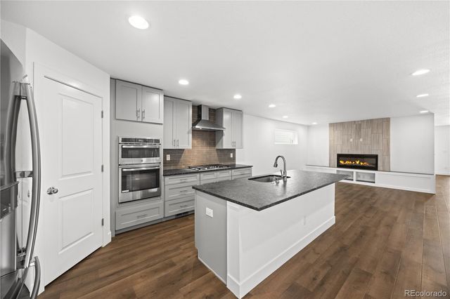 3054 N Speer Boulevard, Denver, CO 80211