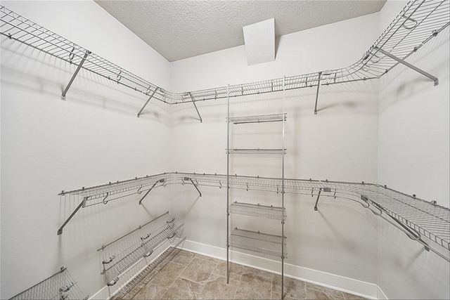 2773 NW 152nd Street, Clive, IA 50325
