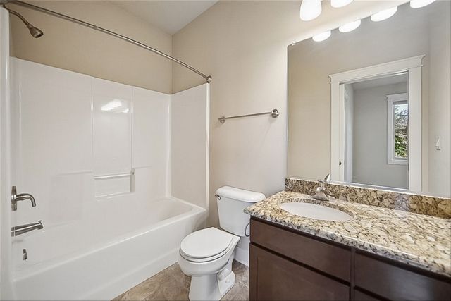 2773 NW 152nd Street, Clive, IA 50325