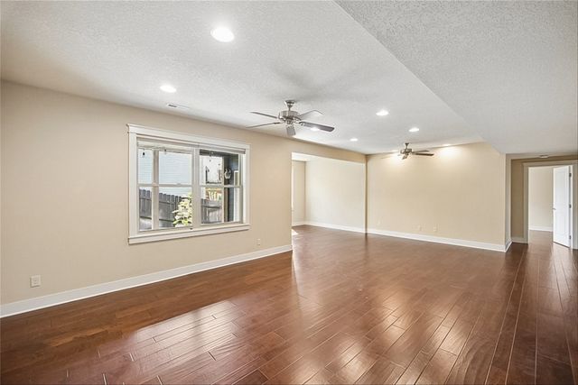 2773 NW 152nd Street, Clive, IA 50325