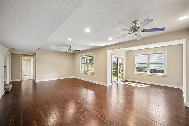 2773 NW 152nd Street, Clive, IA 50325