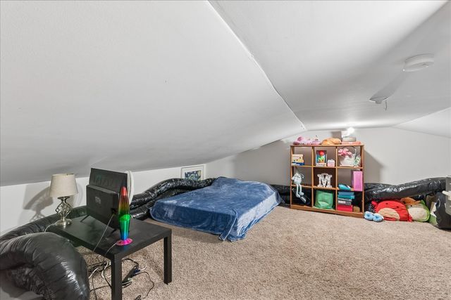 1711 Cora Street, Crest Hill, IL 60403