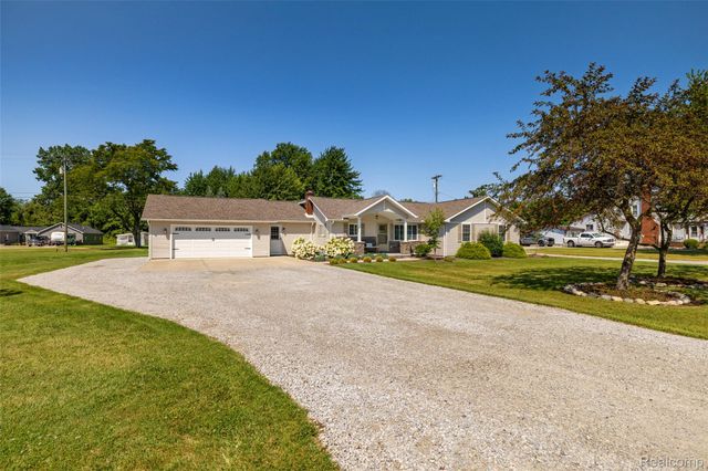 1423 Belle River Road, East China Township, MI 48054