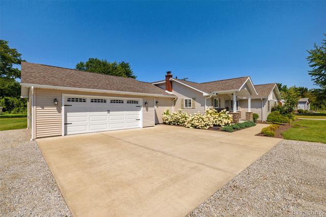 1423 Belle River Road, East China Township, MI 48054