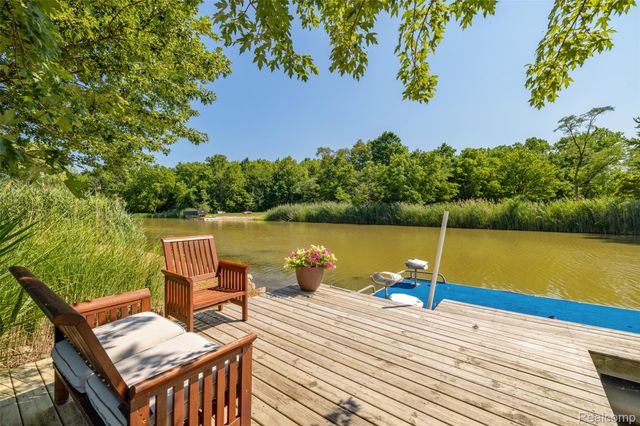 1423 Belle River Road, East China Township, MI 48054