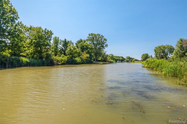 1423 Belle River Road, East China Township, MI 48054