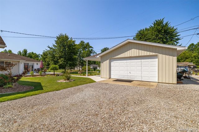 1423 Belle River Road, East China Township, MI 48054