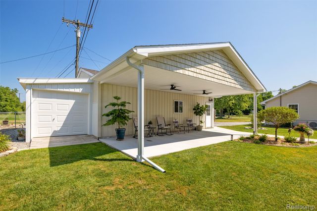 1423 Belle River Road, East China Township, MI 48054