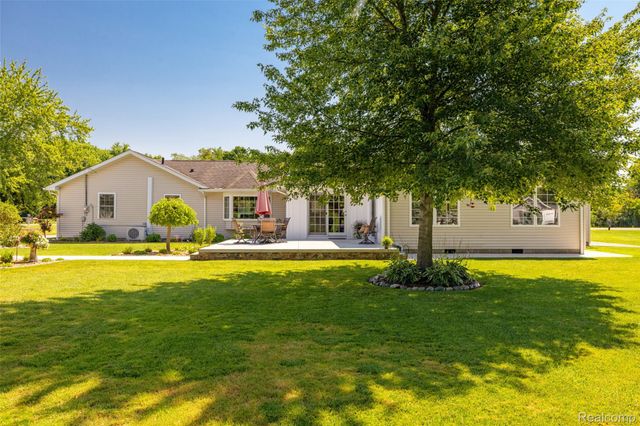 1423 Belle River Road, East China Township, MI 48054