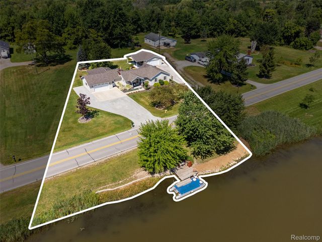 1423 Belle River Road, East China Township, MI 48054