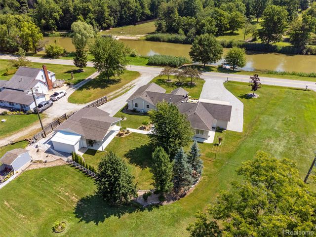 1423 Belle River Road, East China Township, MI 48054