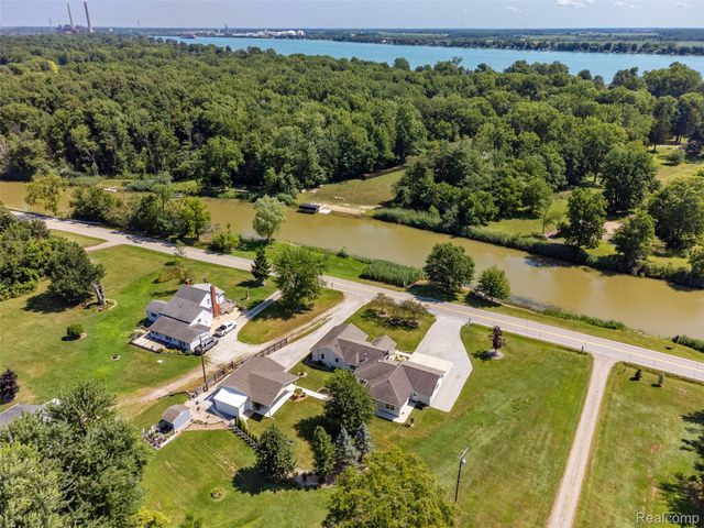 1423 Belle River Road, East China Township, MI 48054