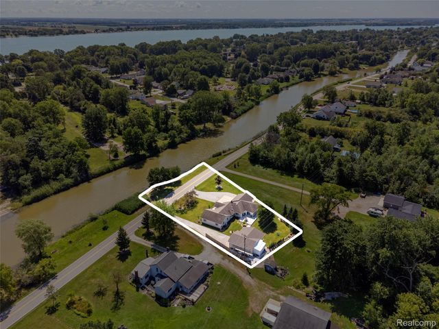 1423 Belle River Road, East China Township, MI 48054