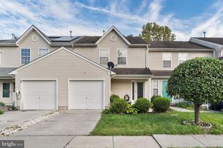 18 HIGH MEADOWS DR, Sicklerville, NJ 08081