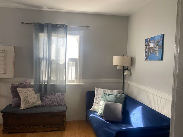 8 Ham Street, Dover, NH 03820