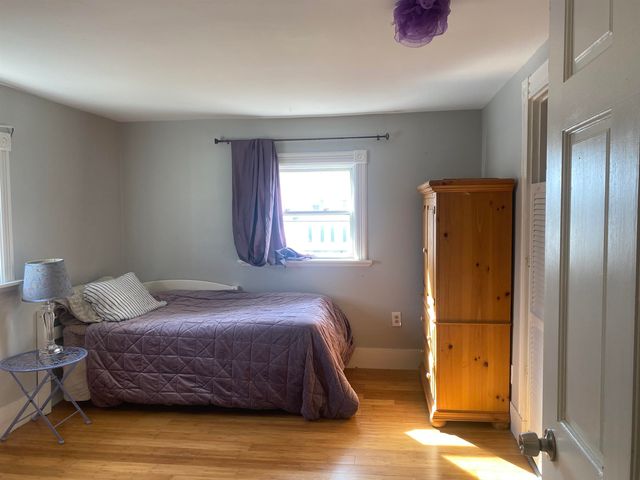 8 Ham Street, Dover, NH 03820