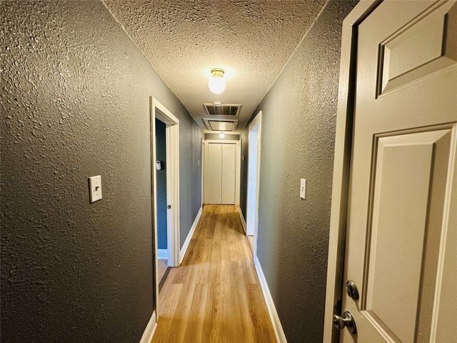 2801 Ennis Avenue, Fort Worth, TX 76111