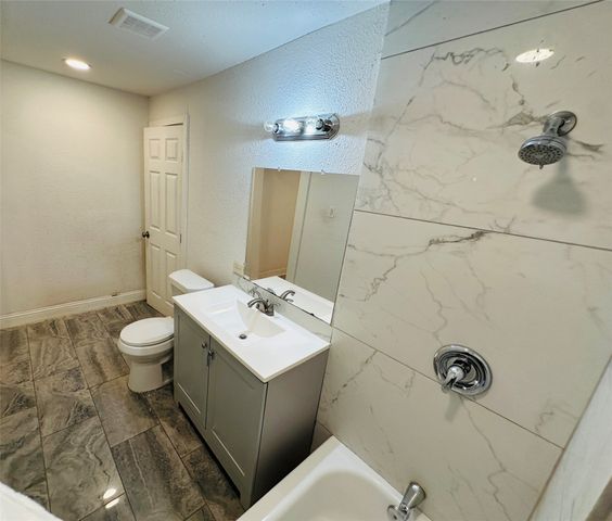 2801 Ennis Avenue, Fort Worth, TX 76111