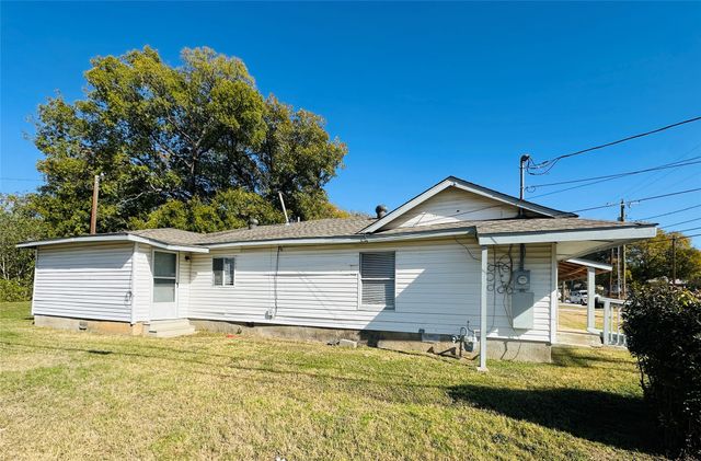 2801 Ennis Avenue, Fort Worth, TX 76111