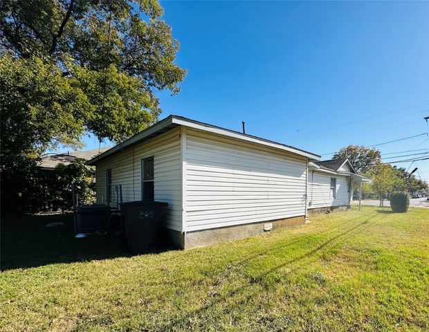 2801 Ennis Avenue, Fort Worth, TX 76111