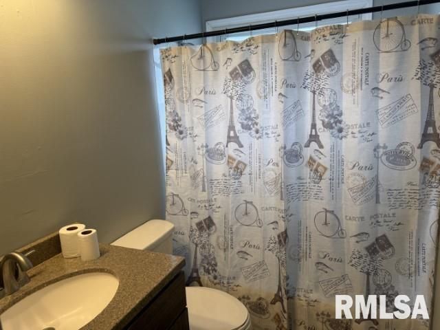 1726 W Granview Drive, Quincy, IL 62301