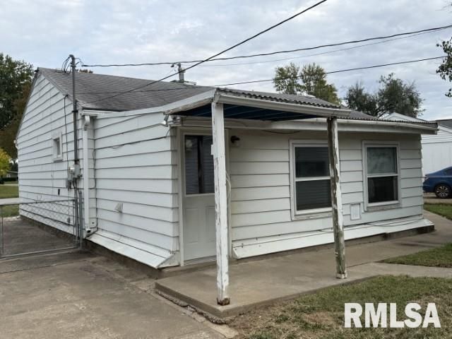 1726 W Granview Drive, Quincy, IL 62301