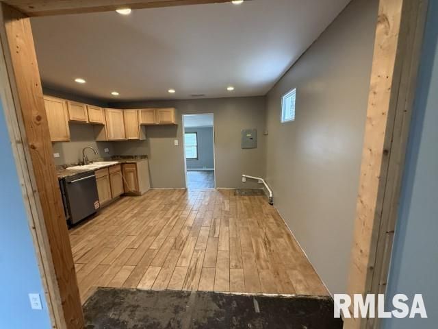 1726 W Granview Drive, Quincy, IL 62301