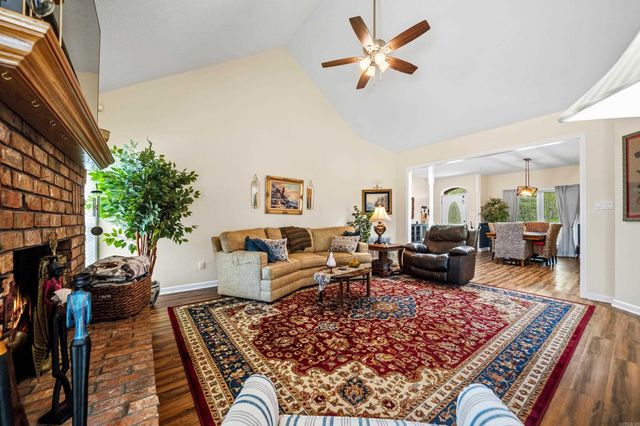 107 Lake Forest Shores Terrace, Hot Springs, AR 71913