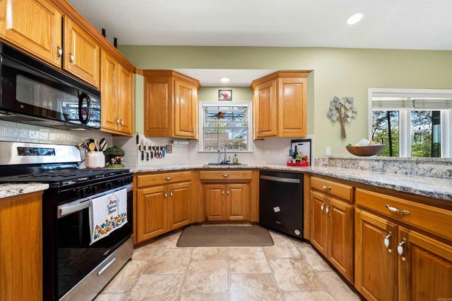 107 Lake Forest Shores Terrace, Hot Springs, AR 71913