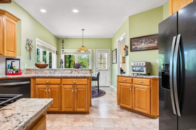 107 Lake Forest Shores Terrace, Hot Springs, AR 71913