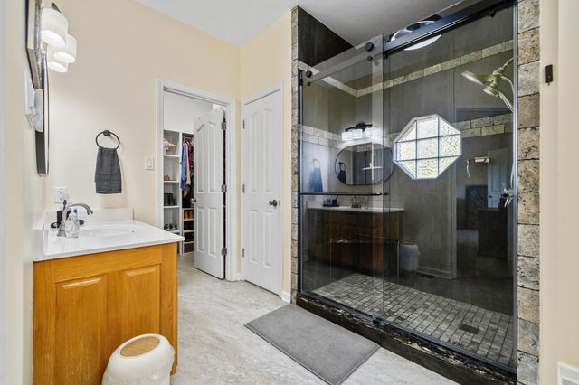 107 Lake Forest Shores Terrace, Hot Springs, AR 71913