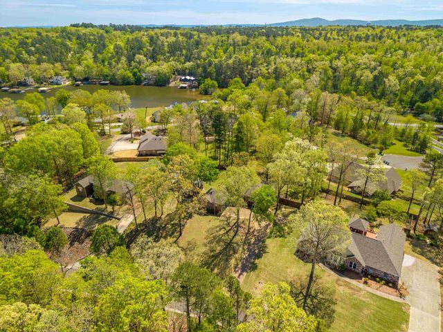 107 Lake Forest Shores Terrace, Hot Springs, AR 71913