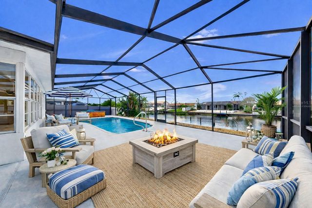 6512 SENEGAL PALM WAY, Apollo Beach, FL 33572
