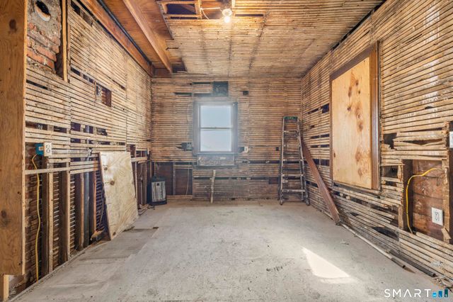 1403 Boston Avenue, Bridgeport, CT 06610