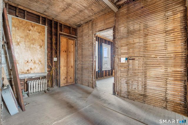 1403 Boston Avenue, Bridgeport, CT 06610