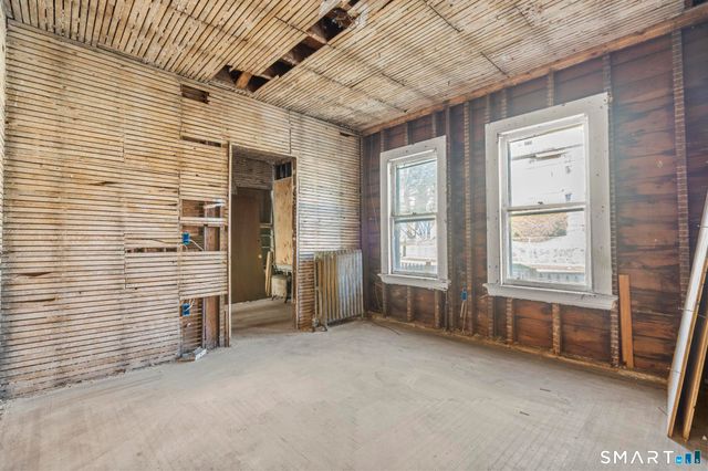 1403 Boston Avenue, Bridgeport, CT 06610