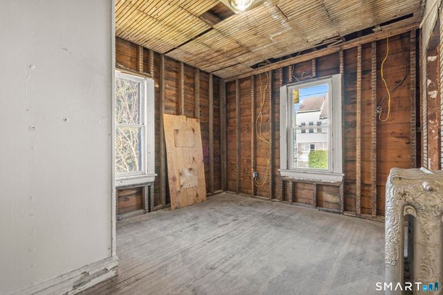 1403 Boston Avenue, Bridgeport, CT 06610