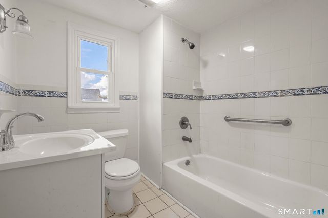 1403 Boston Avenue, Bridgeport, CT 06610