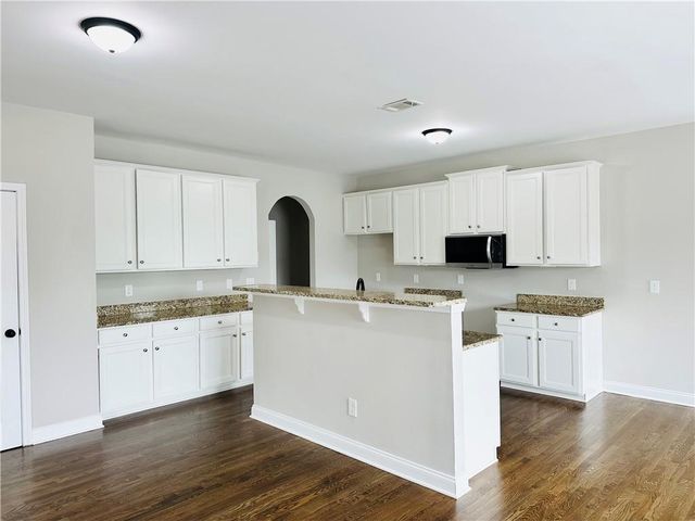 127 Vivid Lane, Dallas, GA 30132