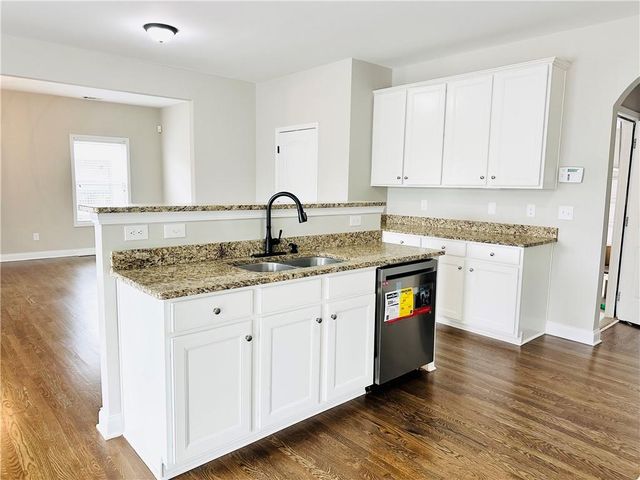 127 Vivid Lane, Dallas, GA 30132