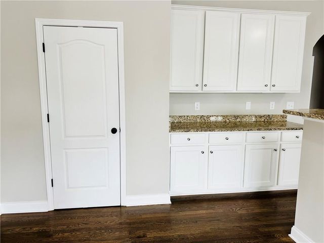 127 Vivid Lane, Dallas, GA 30132