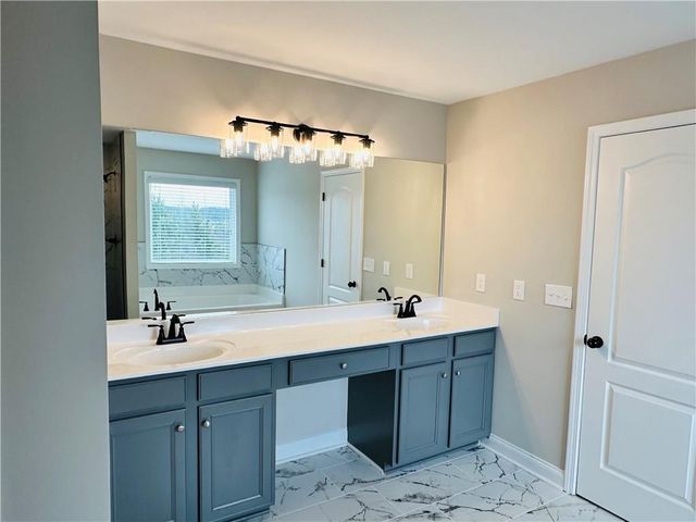 127 Vivid Lane, Dallas, GA 30132