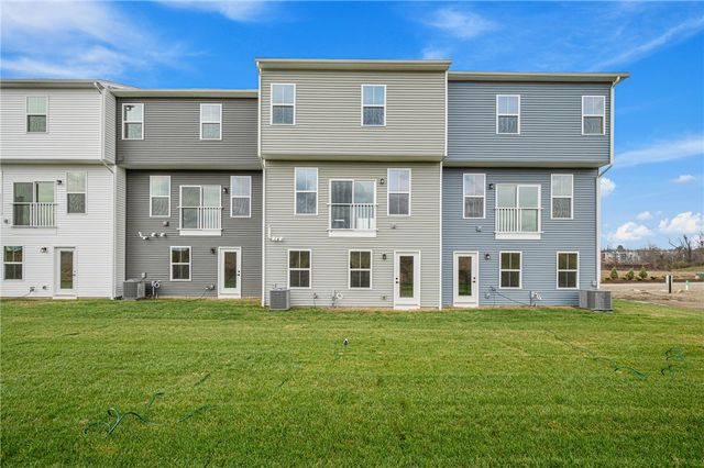 108 Scenic Ridge Drive, Robinson Twp, PA 15205