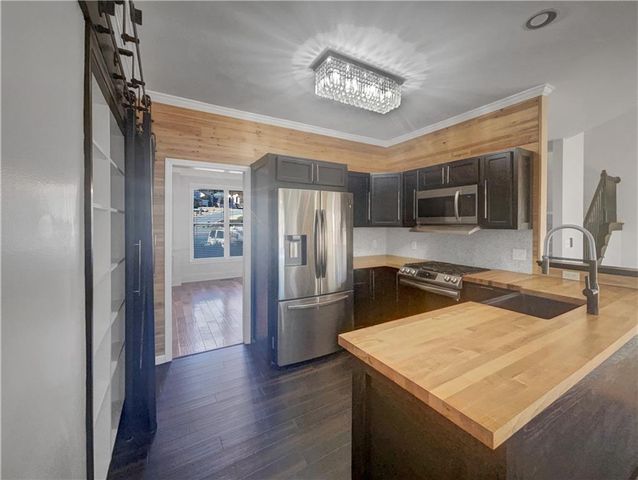 3950 Bear Ridge NW Place, Kennesaw, GA 30144